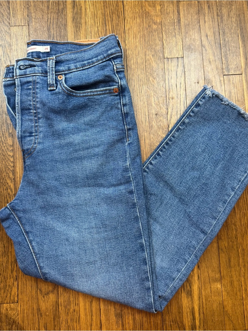 Levis Wedgie Straight Jeans Womens 29 Medium Wash Blue High Rise Button Fly
